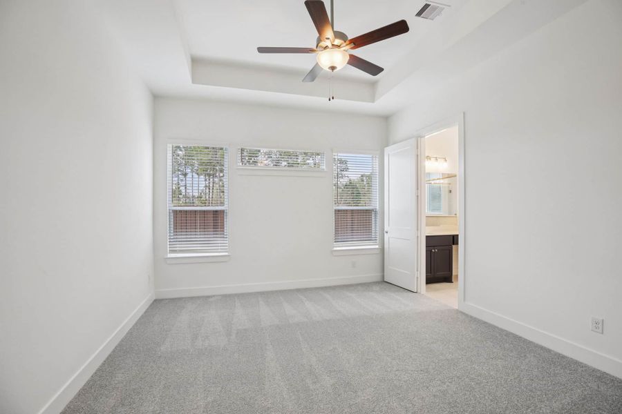 Spacious, unfurnished interior of a new home in The Trails, New Caney (Image 38).