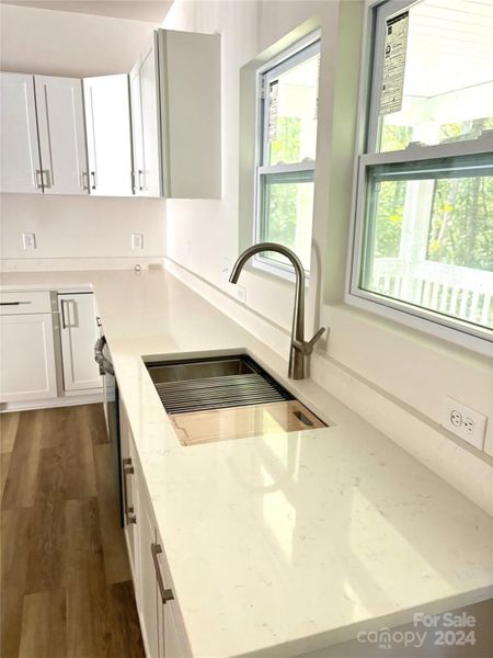 Quartz countertops