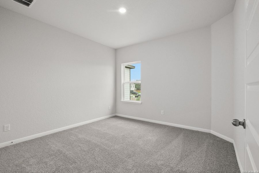 Spacious, unfurnished interior of a new home in Melissa Ranch, San Antonio (Image 22). Spacious, unfurnished interior of a new home in Melissa Ranch, San Antonio (Image 22).