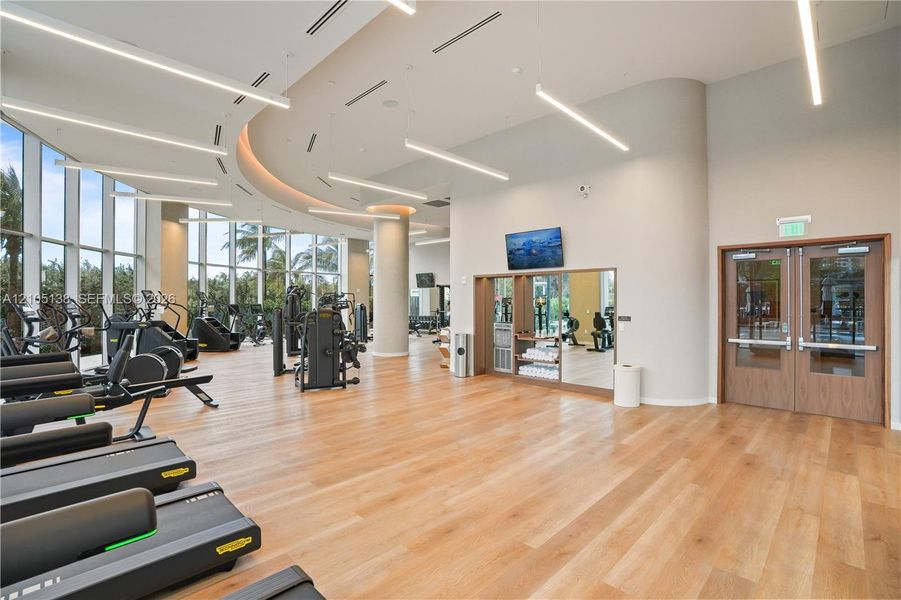Community amenities in , North Miami (Image 56).