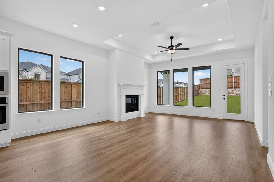 Spacious, unfurnished interior of a new home in Highland Lakes, McKinney (Image 14).