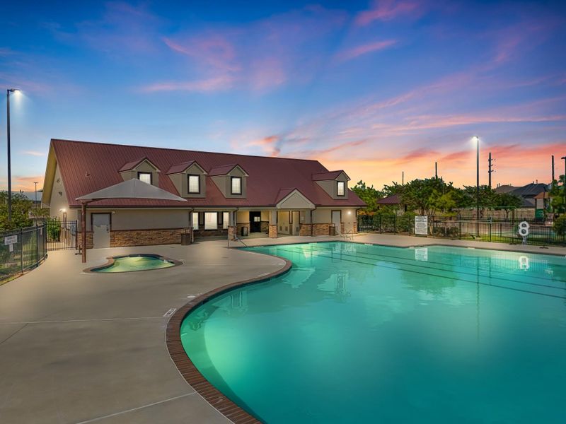 Community amenities in Briarwood Crossing, Rosenberg (Image 9).