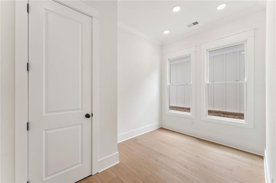 Spacious, unfurnished interior of a new home in Lanesborough, Marietta (Image 23).