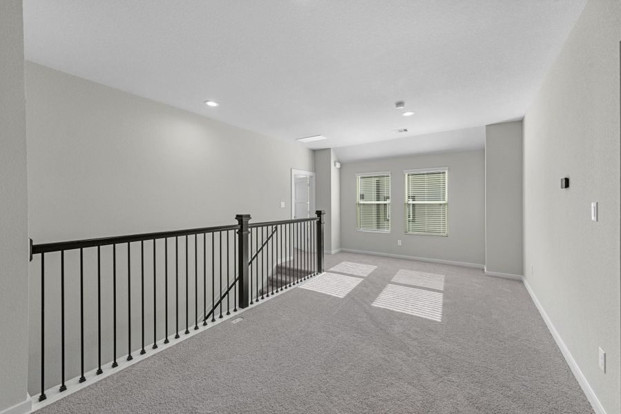Spacious, unfurnished interior of a new home in Grand Oaks Village, Houston (Image 26). Spacious, unfurnished interior of a new home in Grand Oaks Village, Houston (Image 26).