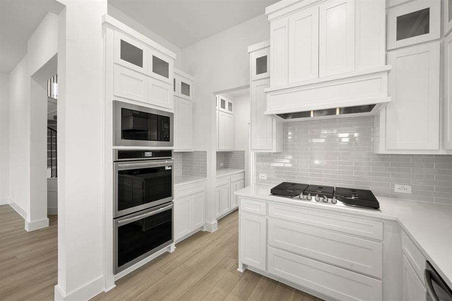 1618 Whisperwood- Kitchen-3