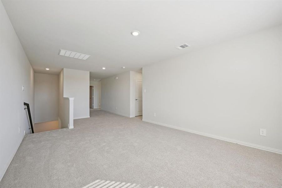 Spacious, unfurnished interior of a new home in Lakehaven - Premier Series, Farmersville (Image 31).