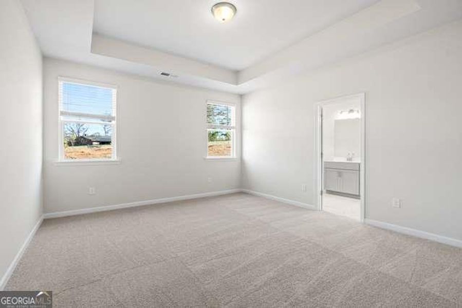 Spacious, unfurnished interior of a new home in Wehunt Meadows, Hoschton (Image 25).