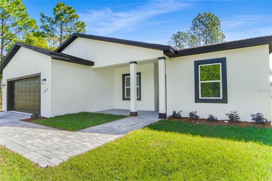 Exterior details and patio area of a home in , Ocala (Image 24). Exterior details and patio area of a home in , Ocala (Image 24).