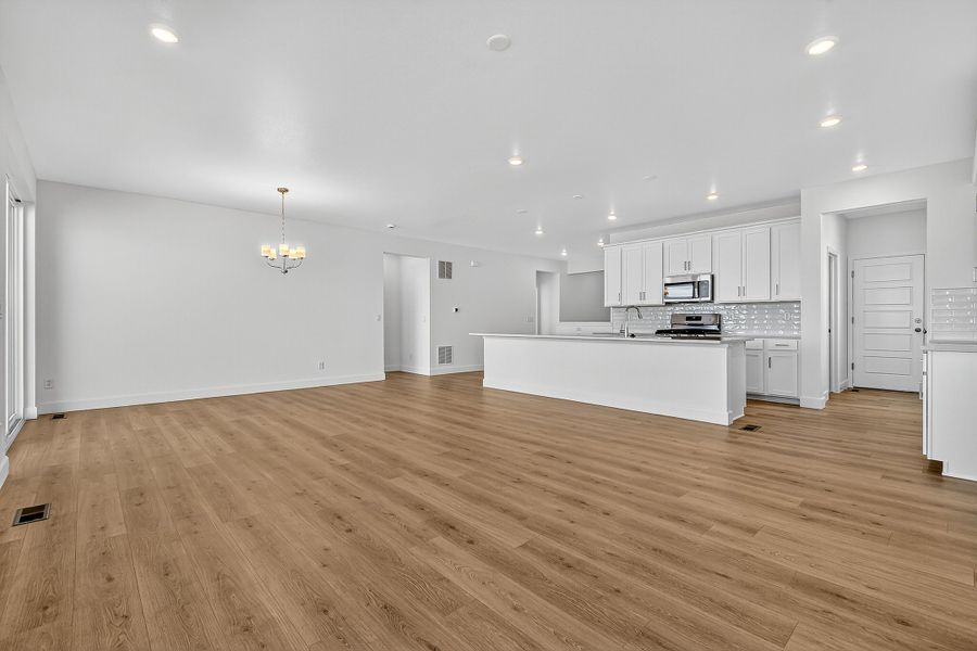 Spacious, unfurnished interior of a new home in Trailstone City Collection, Arvada (Image 12).