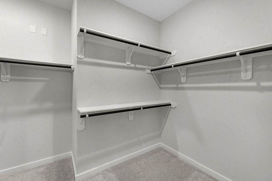 Spacious, unfurnished interior of a new home in Lexington Heights, Willis (Image 21).