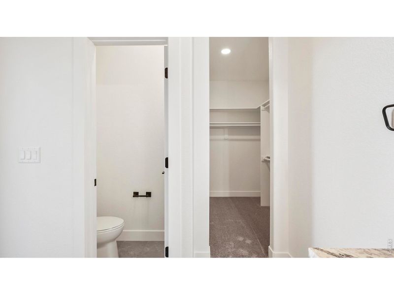 Spacious, unfurnished interior of a new home in , Fort Morgan (Image 22).