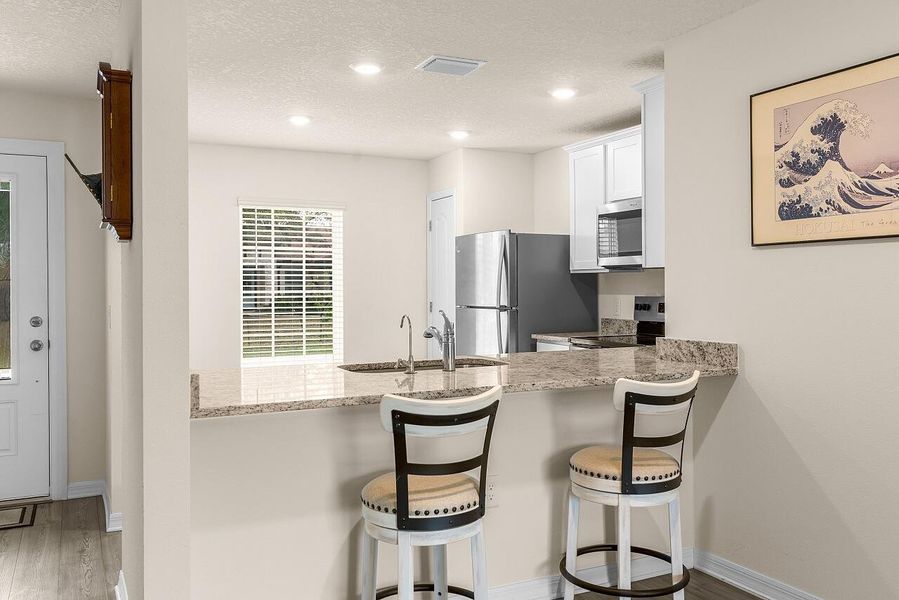 8275-105th-Ct-HigMedia-015-1280