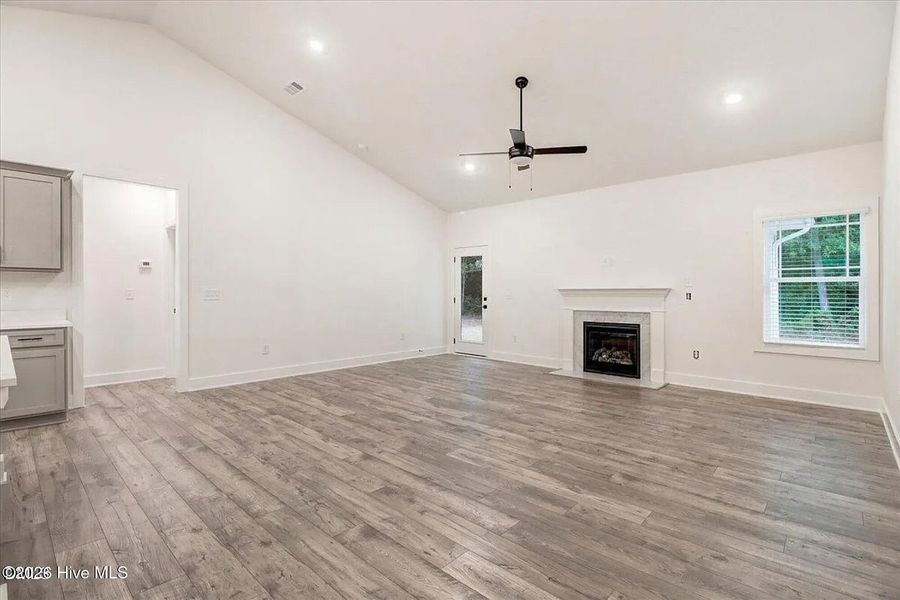 Spacious, unfurnished interior of a new home in East Lake, Leland (Image 9).
