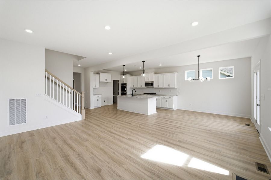 Spacious, unfurnished interior of a new home in McCain's Station, Gallatin (Image 55). Spacious, unfurnished interior of a new home in McCain's Station, Gallatin (Image 55).