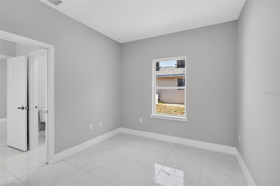 Spacious, unfurnished interior of a new home in , Port Charlotte (Image 38).