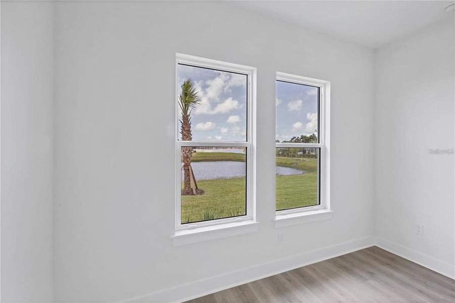 Spacious, unfurnished interior of a new home in Gracewater at Sarasota, Sarasota (Image 33).