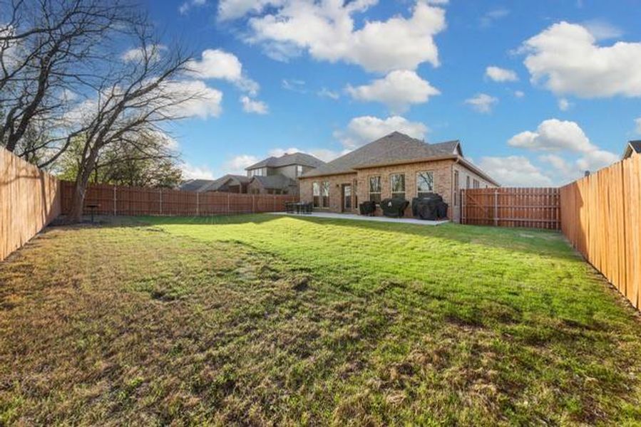 Exterior details and patio area of a home in , Waco (Image 25).