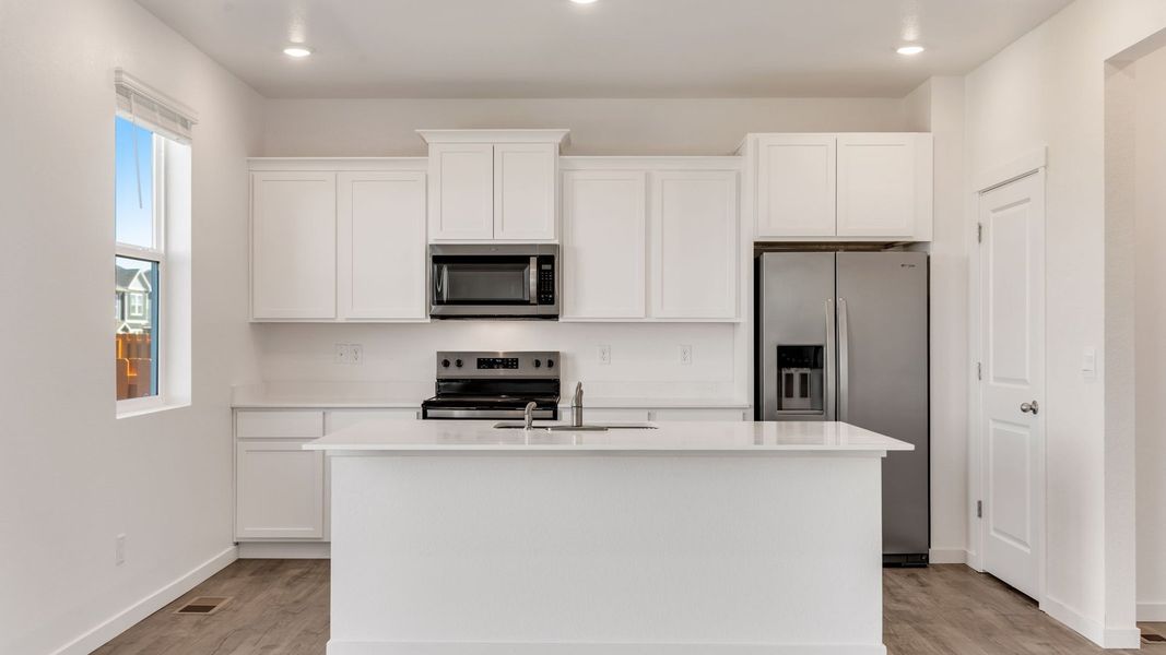 Furnished interior view inside a new home in Settlers Crossing, Commerce City (Image 4).