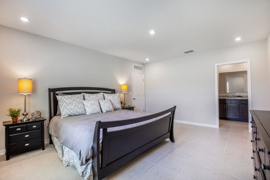 Representative furnished interior of a home built from the Willow by Maronda Homes in Englewood, Englewood (Image 38).