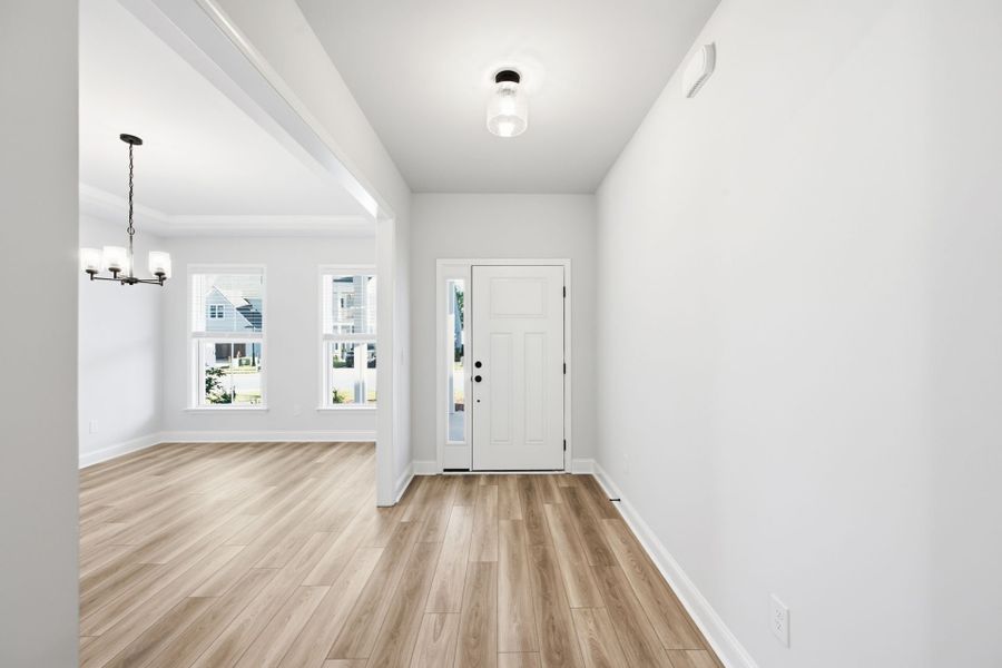 Spacious, unfurnished interior of a new home in Grand Arbor, Blythewood (Image 16).