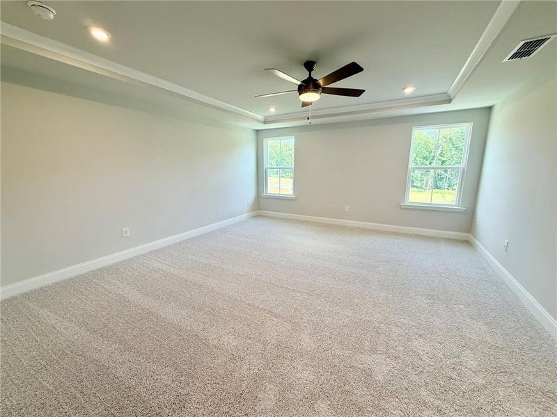 Spacious, unfurnished interior of a new home in Berkeley Mill, Cumming (Image 12).