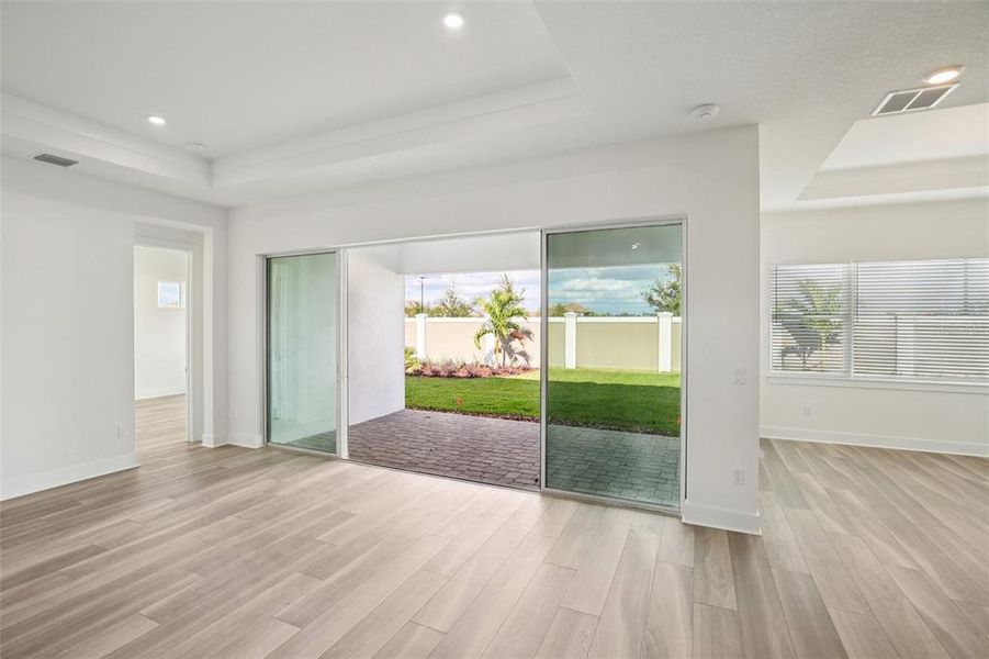 Spacious, unfurnished interior of a new home in Eagles Cove at Mirada, San Antonio (Image 32).