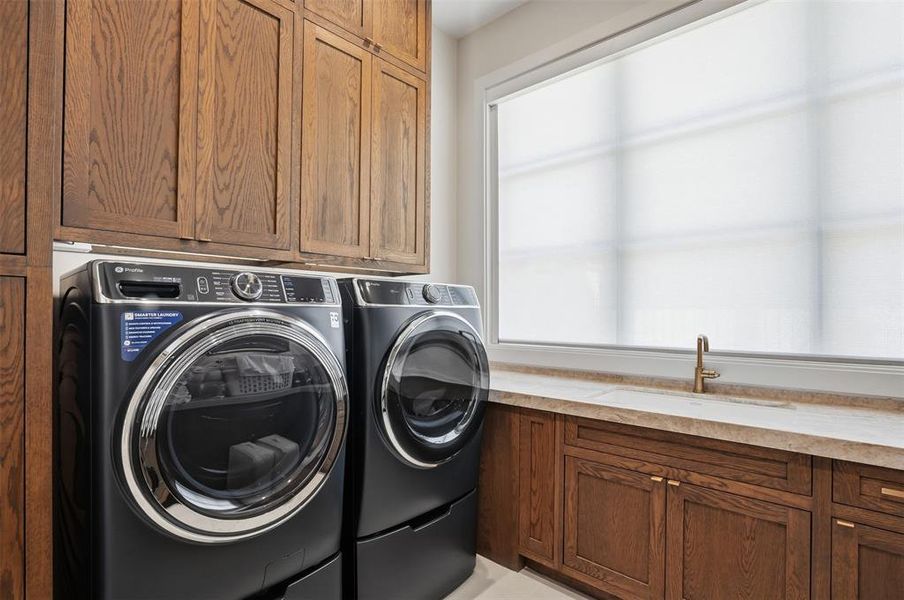 Close-up of interior finishes inside a home in , Fort Worth (Image 22). Close-up of interior finishes inside a home in , Fort Worth (Image 22).