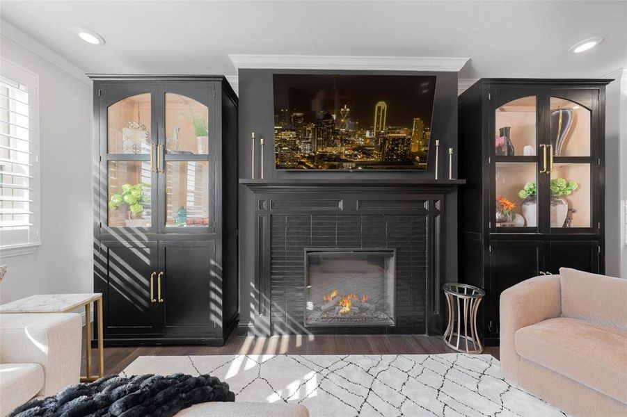 Furnished interior view inside a new home in , Allen (Image 11).