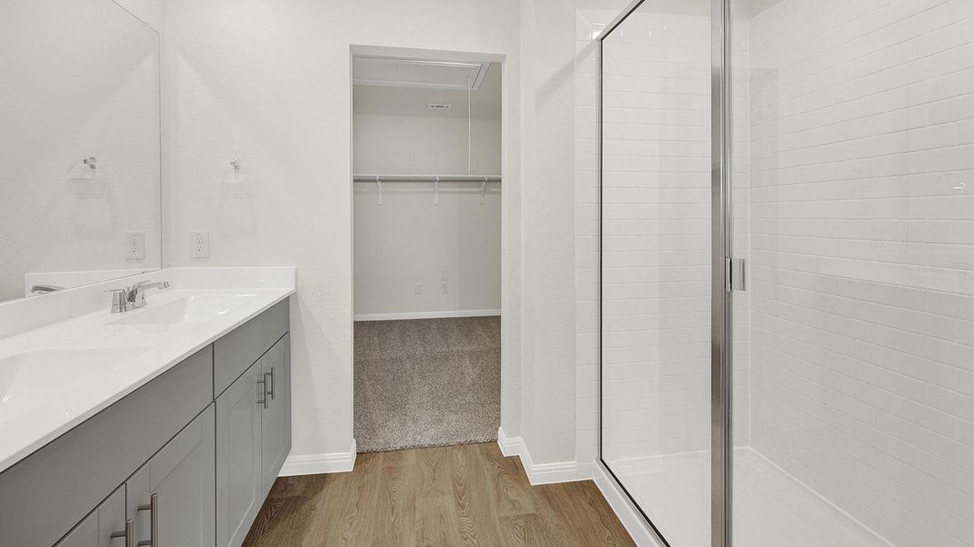 Furnished interior view inside a new home in Paramount, Kyle (Image 8).