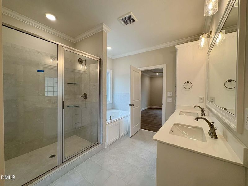 65151774-3be8-47c5-a0b9-0e87b16c2e88