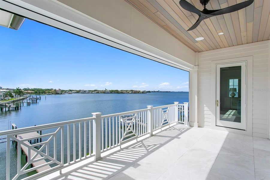 Exterior details and patio area of a home in , Tampa (Image 32).
