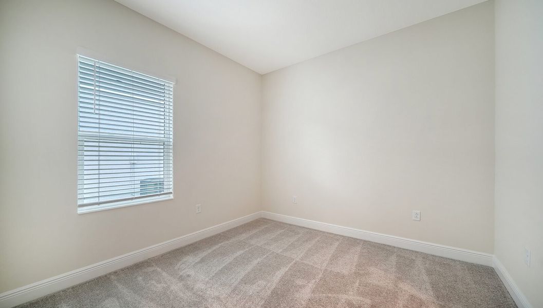 Spacious, unfurnished interior of a new home in Wildleaf at North River Ranch, Parrish (Image 24).