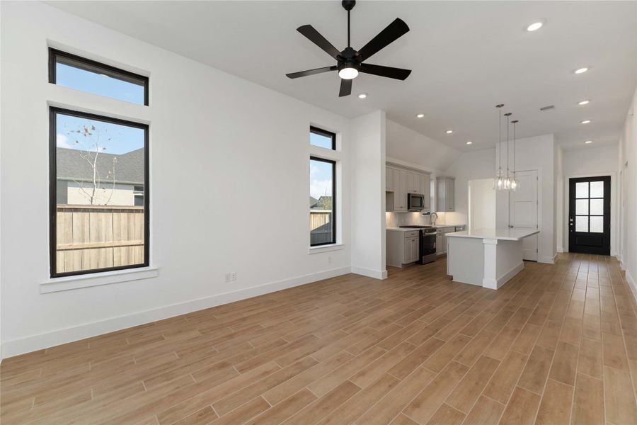 Spacious, unfurnished interior of a new home in Arabella on the Prairie, Richmond (Image 13).