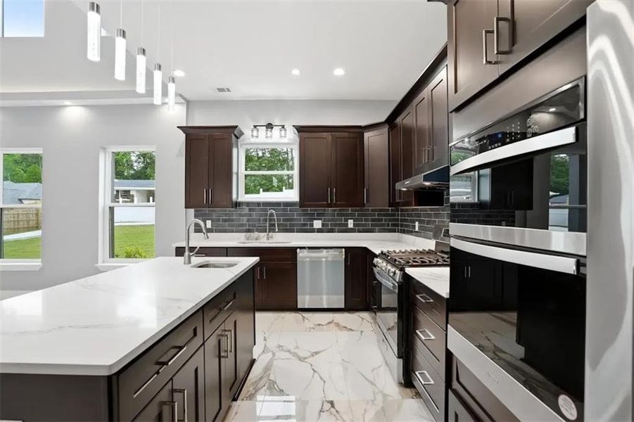 Furnished interior view inside a new home in , Grayson (Image 8).