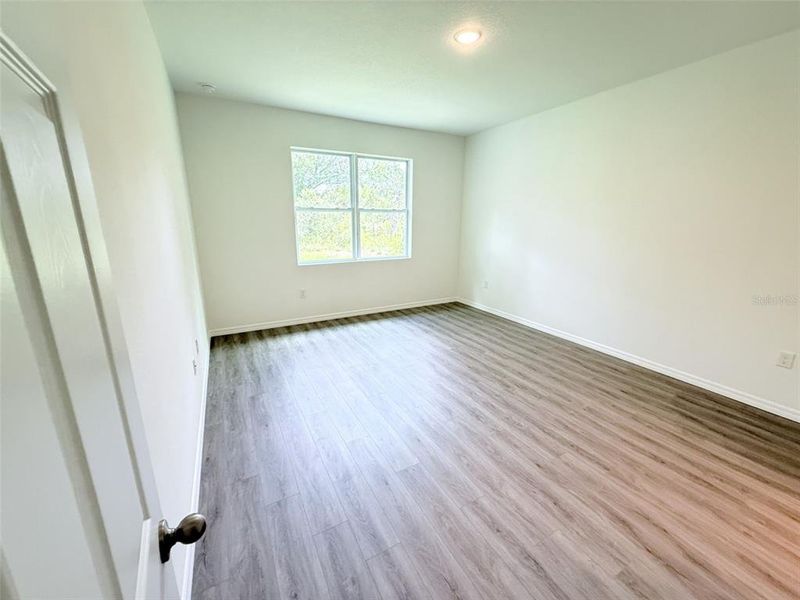Spacious, unfurnished interior of a new home in , North Port (Image 15).