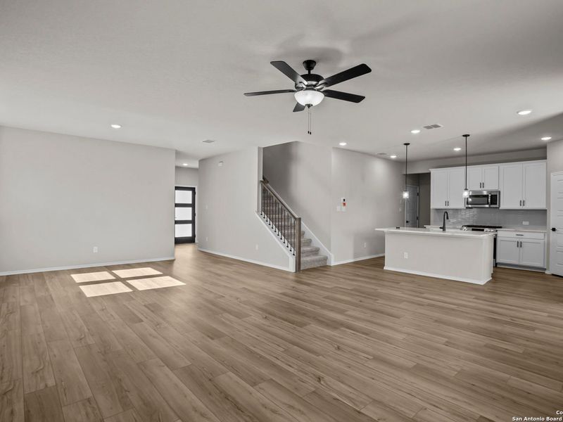 Spacious, unfurnished interior of a new home in Horizon Pointe, Converse (Image 19). Spacious, unfurnished interior of a new home in Horizon Pointe, Converse (Image 19).