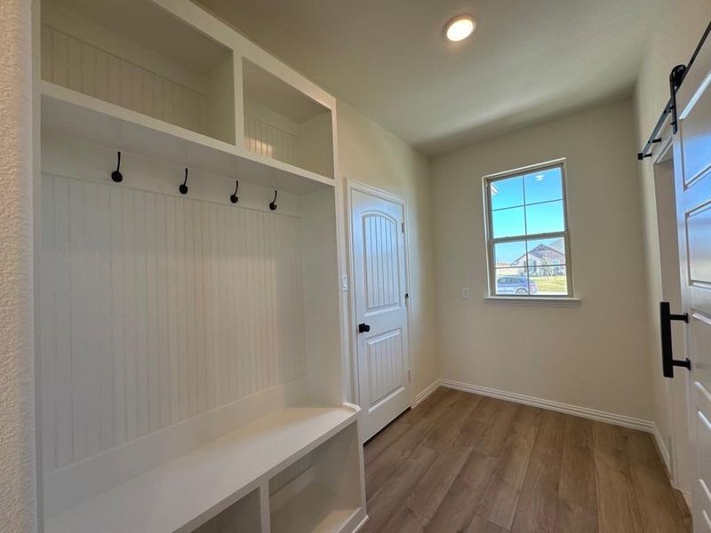 Spacious, unfurnished interior of a new home in Fairview Meadows, New Fairview (Image 15).