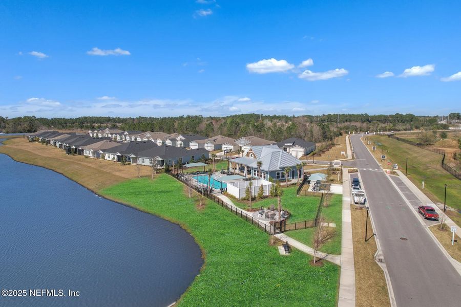 Image 31 of a home in Everlake at Mandarin.