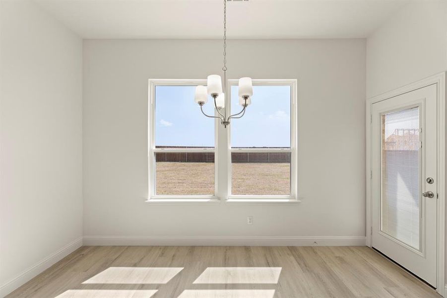 13_14. 506 Fort Davis - Dining