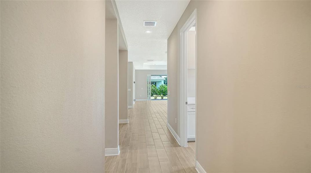 Spacious, unfurnished interior of a new home in Wildleaf at North River Ranch, Parrish (Image 30).