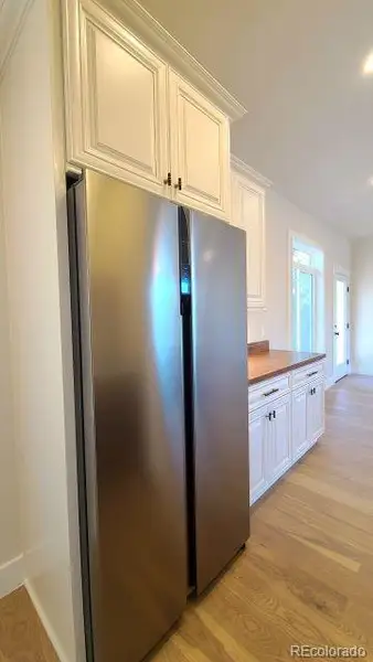 Furnished interior view inside a new home in , Crestone (Image 14).