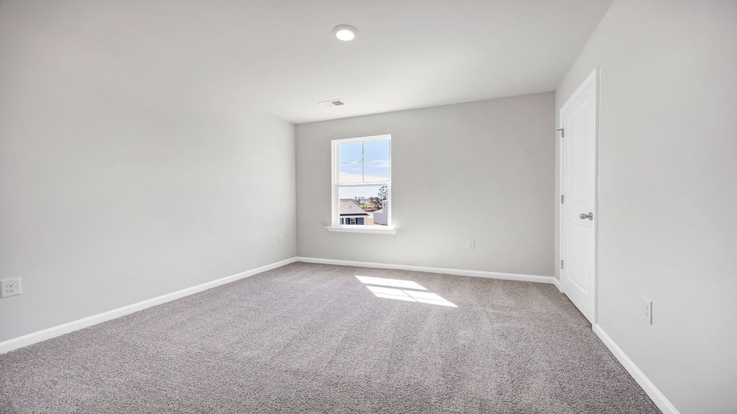Representative unfurnished interior of a home built from the HAYDEN by D.R. Horton in Leatherstone, Blythewood (Image 23).