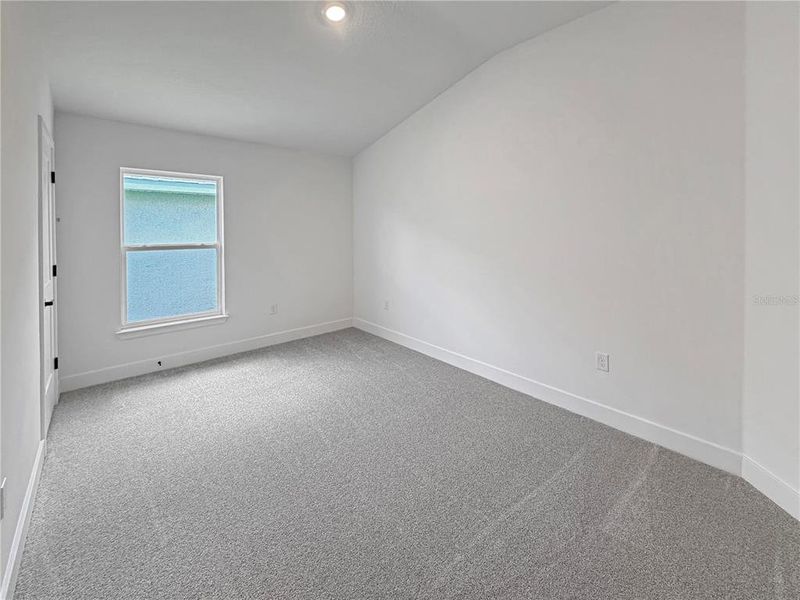 Spacious, unfurnished interior of a new home in , St. Cloud (Image 12).