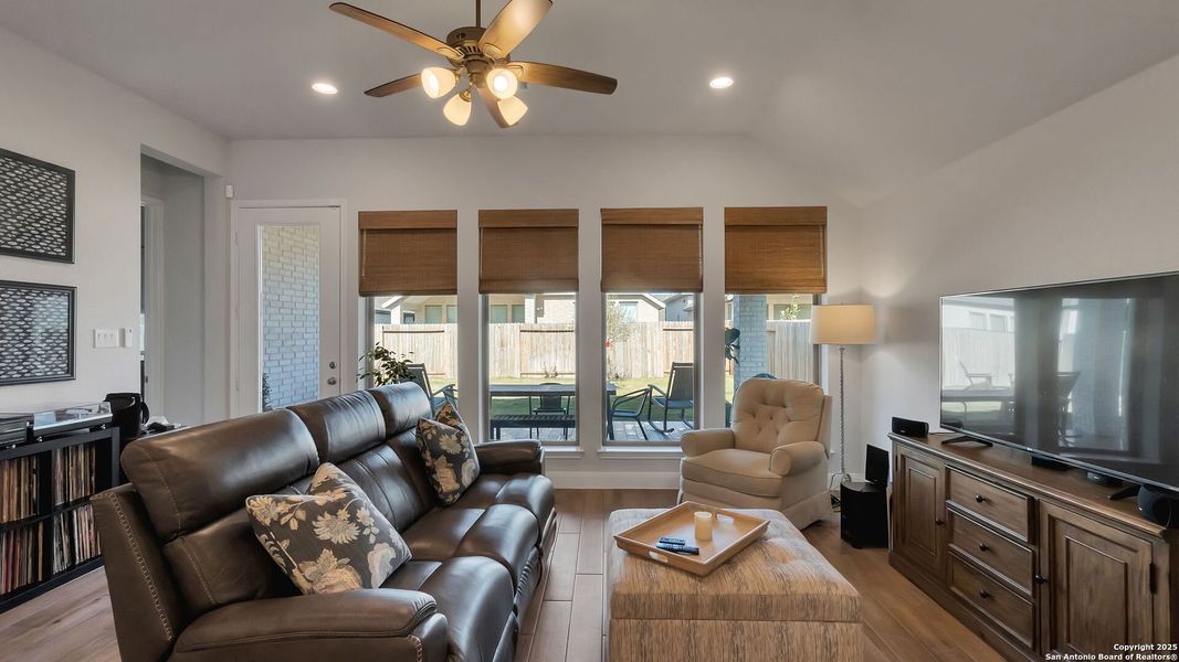 Furnished interior view inside a new home in Meadows Of Mill Creek 50', Seguin (Image 7). Furnished interior view inside a new home in Meadows Of Mill Creek 50', Seguin (Image 7).