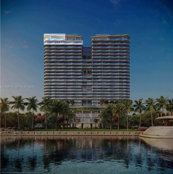 Condo located in Fort Lauderdale, FL showcasing its design and architecture (Image 9).