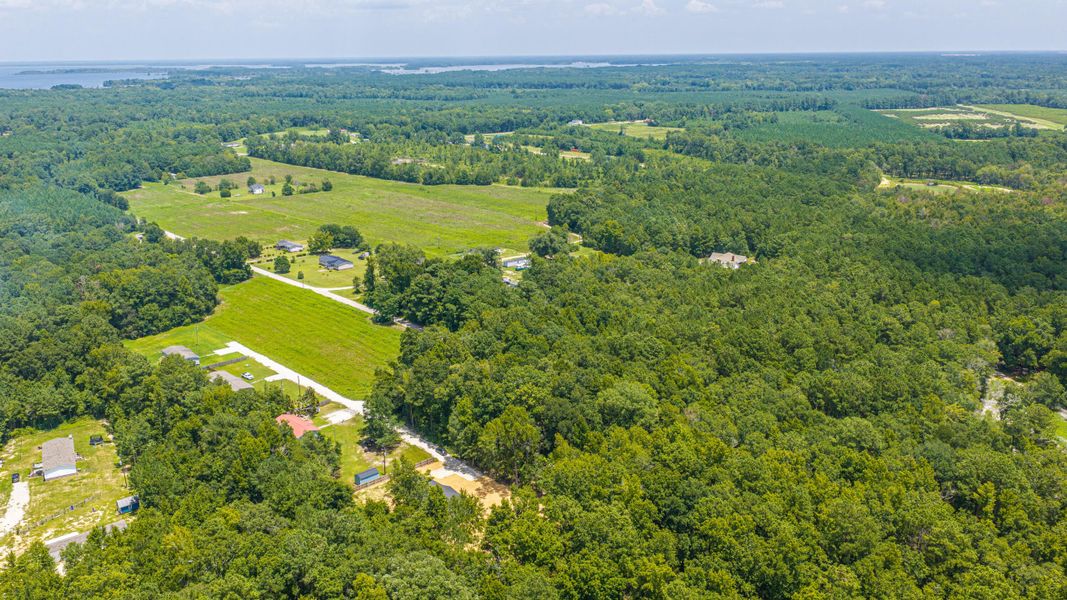 Natural landscape and outdoor views near in Cross (Image 47). Natural landscape and outdoor views near in Cross (Image 47).