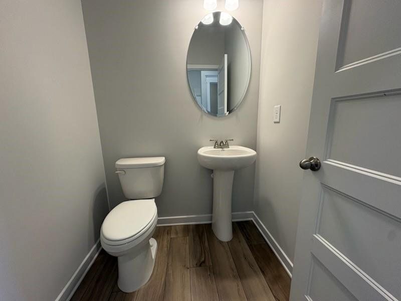 Furnished interior view inside a new home in Garland Meadows, Cartersville (Image 5).