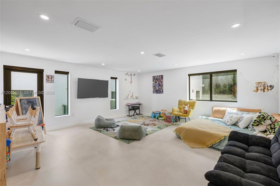Furnished interior view inside a new home in , Miami (Image 26).