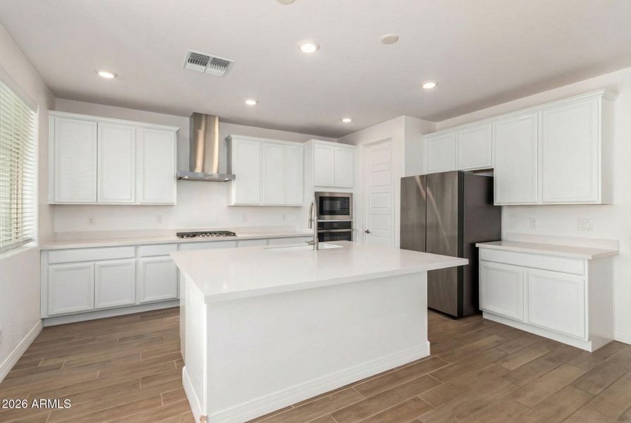 22-web-or-mls-5747 S Labelle