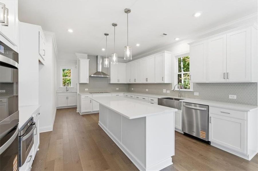 Furnished interior view inside a new home in The Estates at Hurricane Pointe, Douglasville (Image 11).